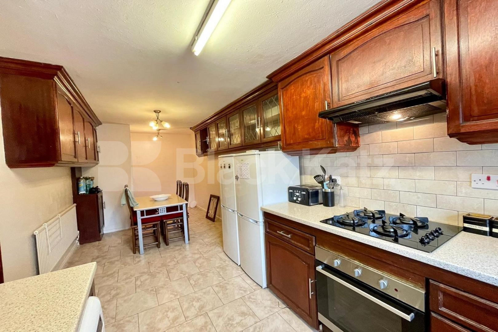 Mid-Century house prime SE1 location  Rothsay Street , London Bridge